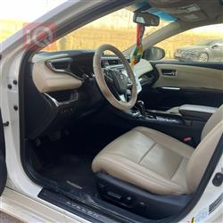 تويوتا أفالون